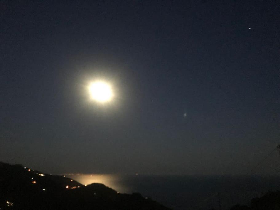 La Finestra Sul Mare A Drignana Villa Vernazza Luaran gambar