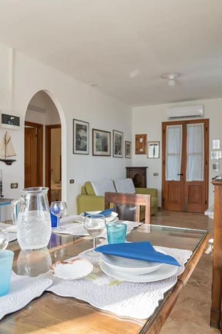 La Finestra Sul Mare A Drignana Villa Vernazza Luaran gambar