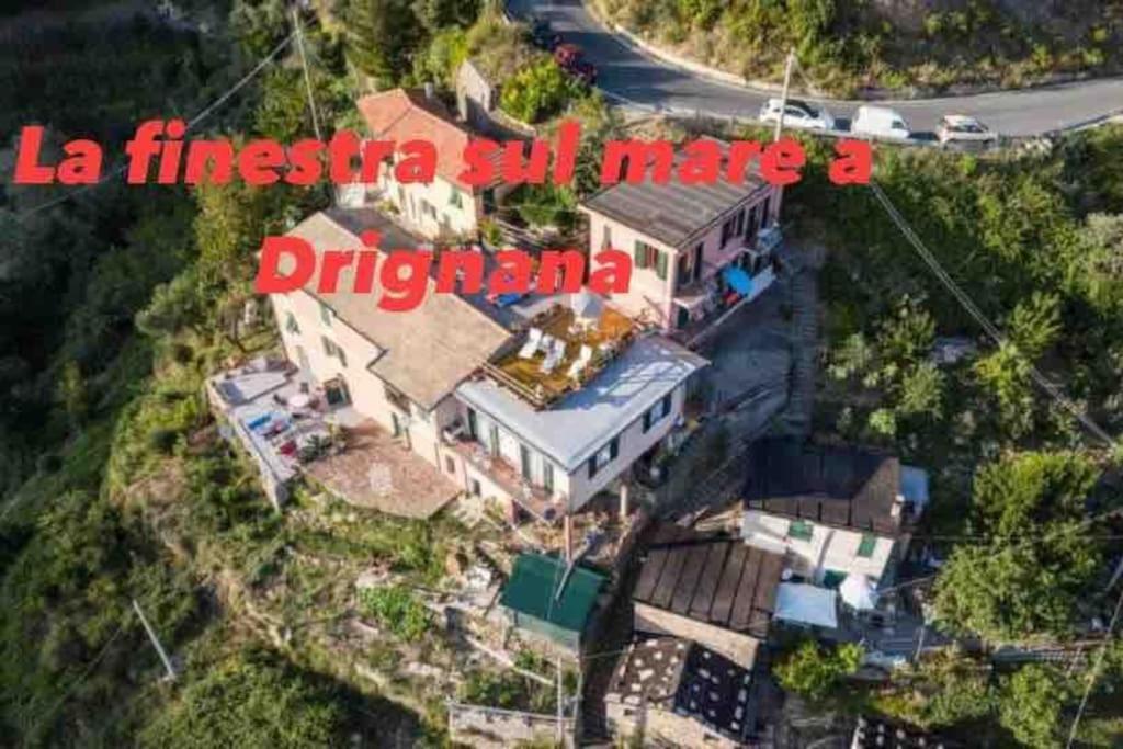 La Finestra Sul Mare A Drignana Villa Vernazza Luaran gambar