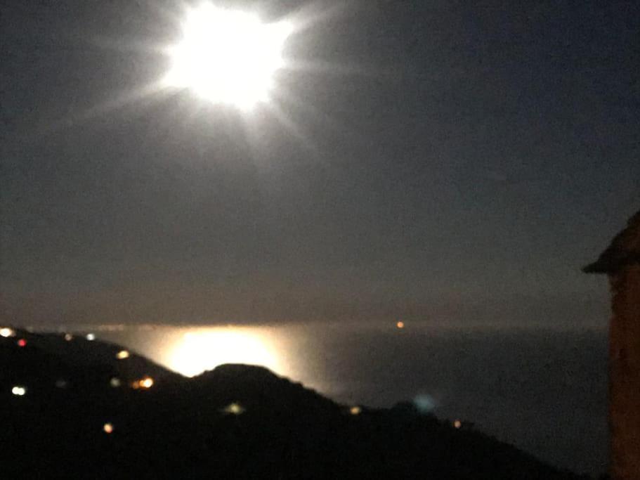 La Finestra Sul Mare A Drignana Villa Vernazza Luaran gambar