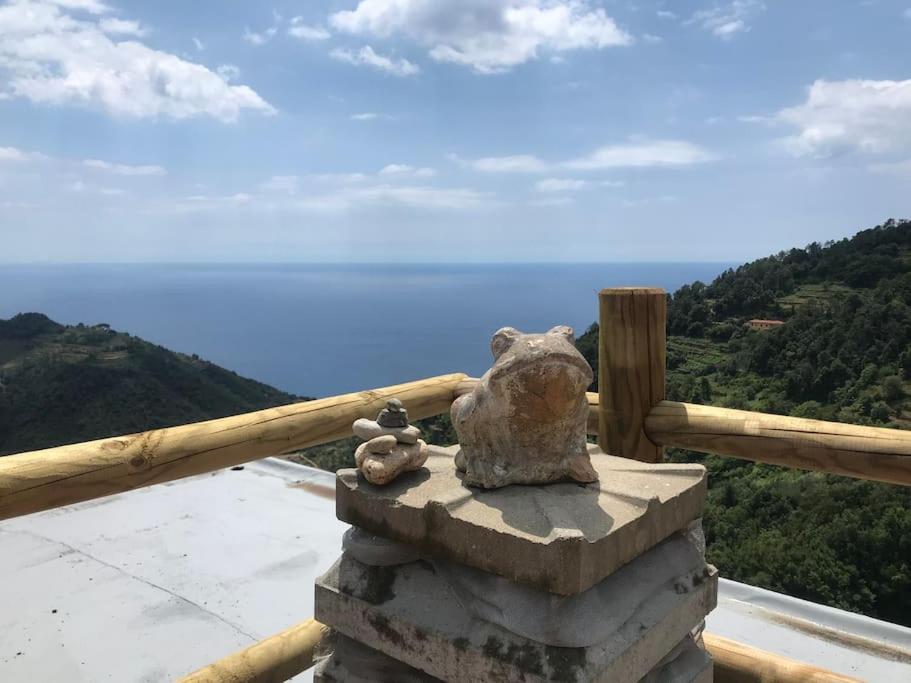 La Finestra Sul Mare A Drignana Villa Vernazza Luaran gambar